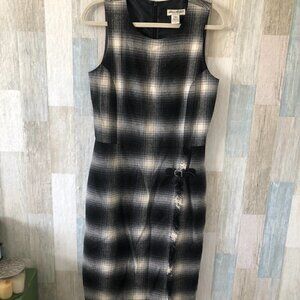 Eddie Bauer Black Gray Ivory Plaid Wool Blend Midi Dress Women's size 6 Tall